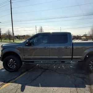 Meet your Posher, Cory